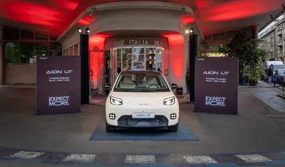AION UT: Το ηλεκτρικό hatchback με ιταλικό design έφτασε στην Ελλάδα